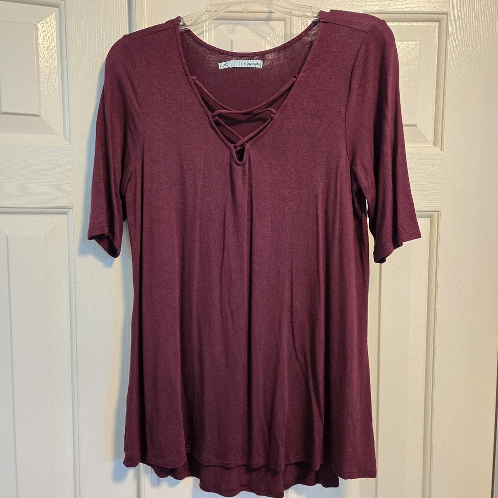 Women's Burgundy Top